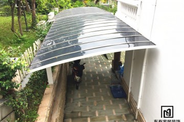 鳳凰城別墅車庫雨棚（耐力板雨棚） YP-005