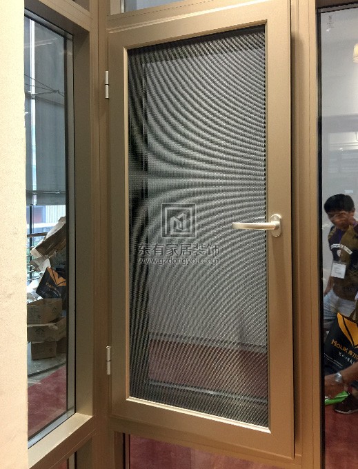 鋁合金一體式平開窗加紗窗 MC-010 鋁合金一體式平開窗加紗窗 MC-010
