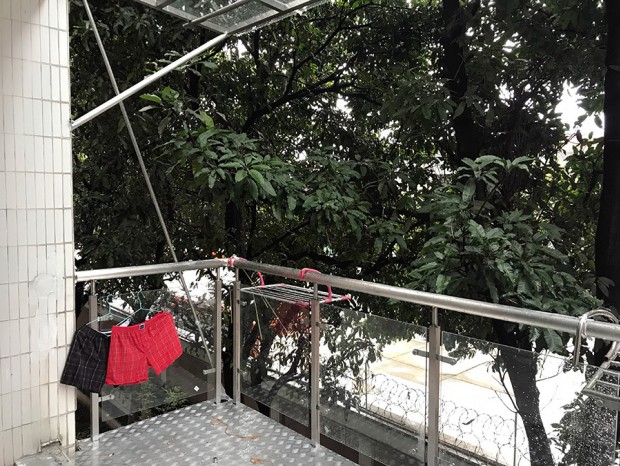 云影花園加裝鋼結構陽臺、陽臺欄桿、玻璃雨棚 LG-039