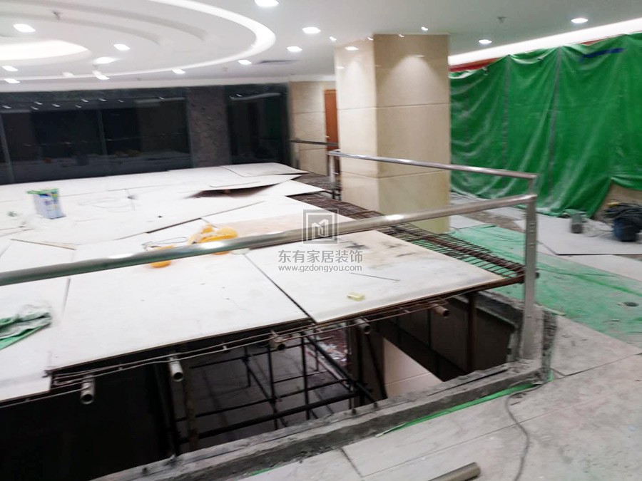 廣州市政民路檢察院不銹鋼玻璃欄桿 LG-021