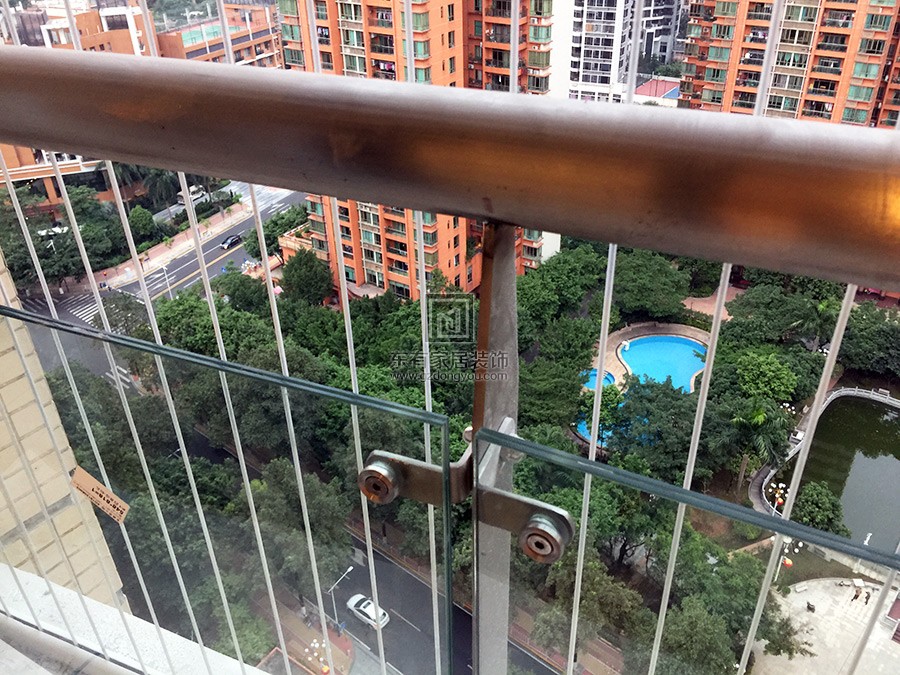 海濱花園陽臺欄桿安裝 LG-024