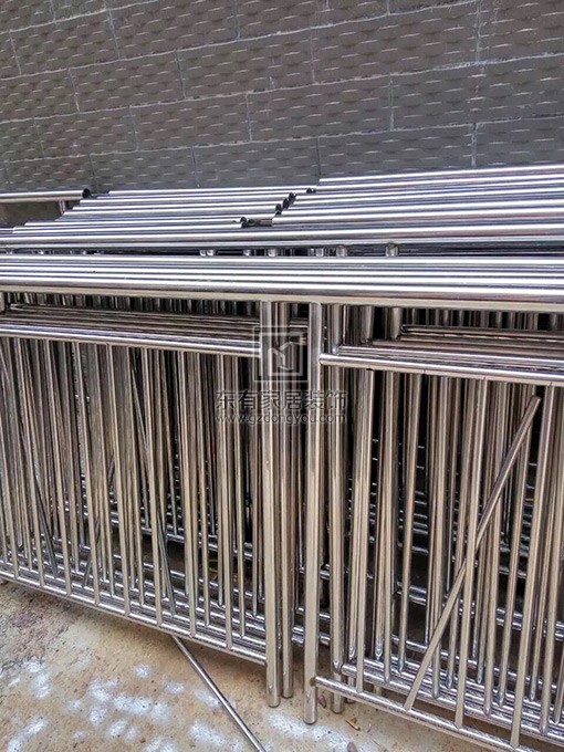 回遷房陽臺(tái)欄桿、護(hù)欄、樓梯扶手 LG-012