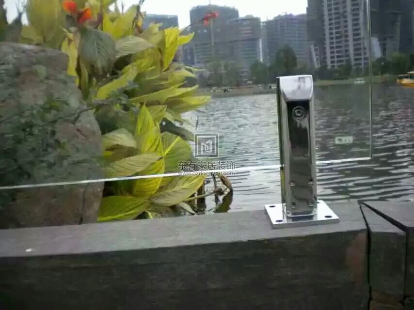 美林湖玻璃護欄 LG-042 美林湖玻璃護欄 LG-042