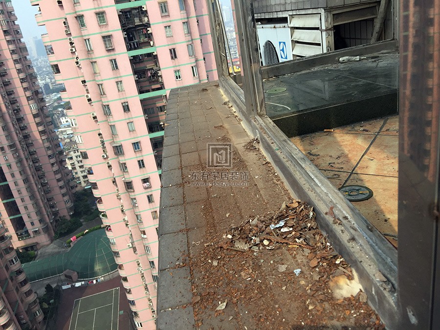 下九路名暉閣陳生陽臺欄桿維修 LG-030 下九路名暉閣陳生陽臺欄桿維修 LG-030
