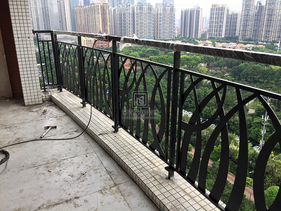 凱旋新世界不銹鋼烤漆陽臺欄桿 LG-026