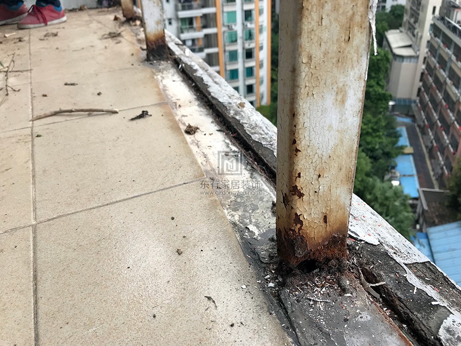 廣州五羊華軒廖生陽臺欄桿 LG-022