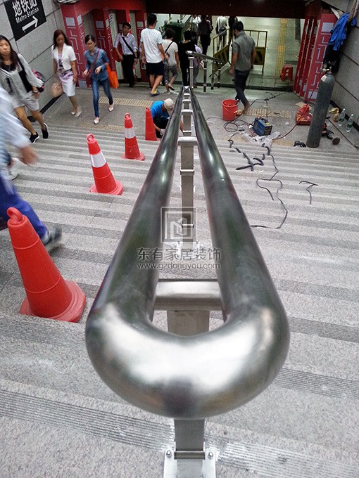 東山口地鐵口不銹鋼扶手 FS-011 東山口地鐵口不銹鋼扶手 FS-011