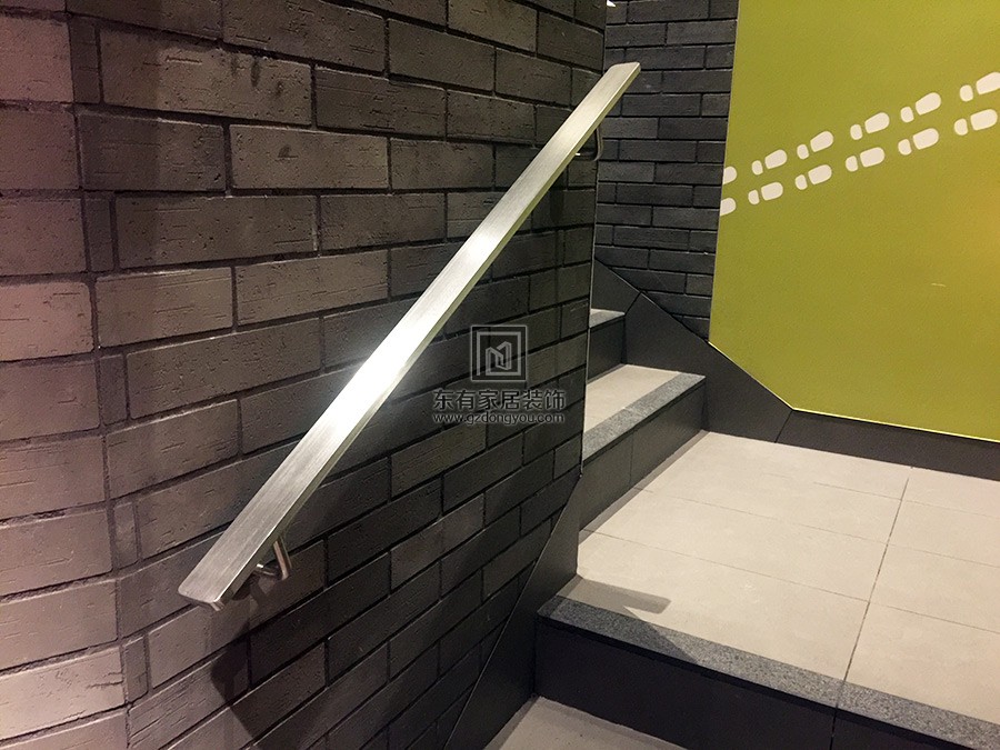 廣州M記安裝不銹鋼玻璃樓梯扶手 FS-016