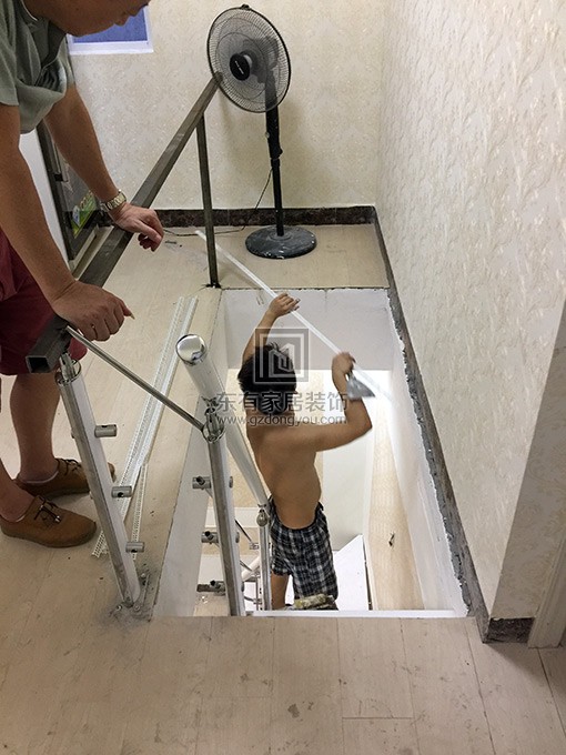 廣州美容院不銹鋼整梯工程 FS-019