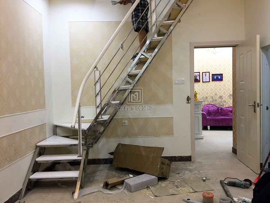 廣州美容院不銹鋼整梯工程 FS-019
