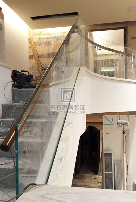 廣州珀萊雅玻璃樓梯扶手 FS-020 廣州珀萊雅玻璃樓梯扶手 FS-020