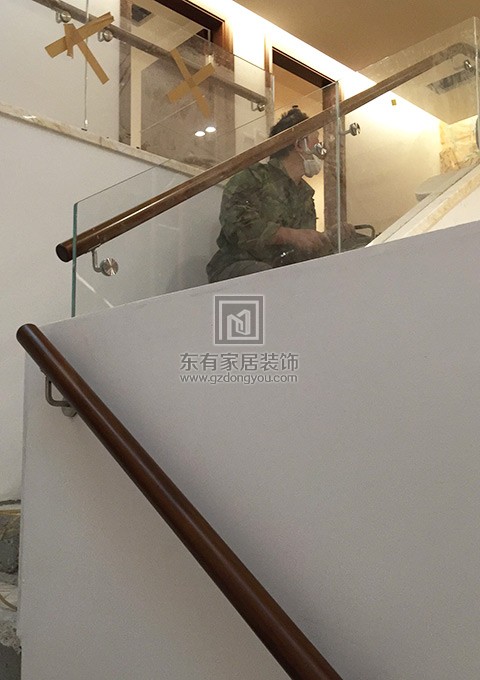 廣州珀萊雅玻璃樓梯扶手 FS-020 廣州珀萊雅玻璃樓梯扶手 FS-020