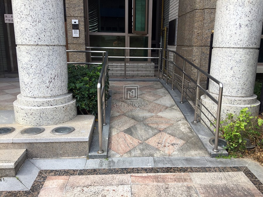 御湖名邸走火通道樓梯扶手 FS-029