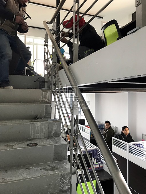 光寶路融達商業(yè)中心馮先生不銹鋼樓梯扶手 FS-032