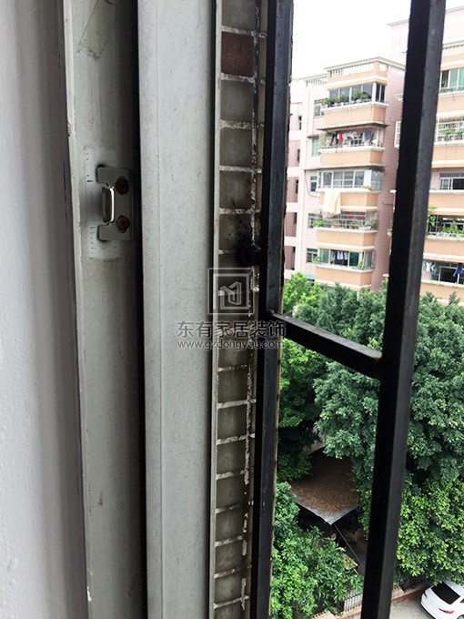 德康路防盜網(wǎng)維修更換 FDW-003