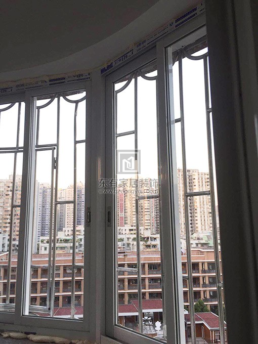 僑景大廈陸生防盜網 FDW-017 僑景大廈陸生防盜網 FDW-017
