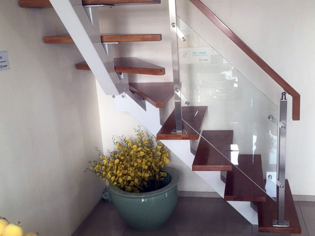 芳村家裝室內旋轉樓梯 FS-014