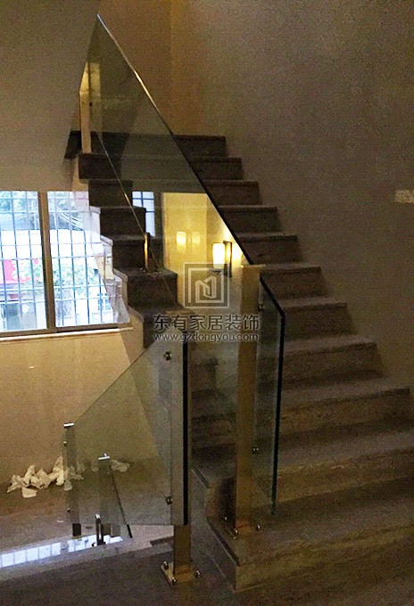 南海曹生會所不銹鋼鍍鈦金玻璃欄桿、樓梯扶手 LG-042