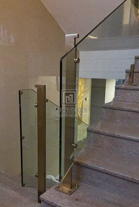 南海曹生會所不銹鋼鍍鈦金玻璃欄桿、樓梯扶手 LG-042