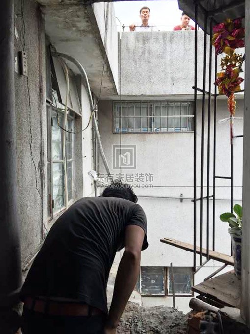 海珠區梁先生天臺搭建鋼梯 FS-036 海珠區梁先生天臺搭建鋼梯 FS-036