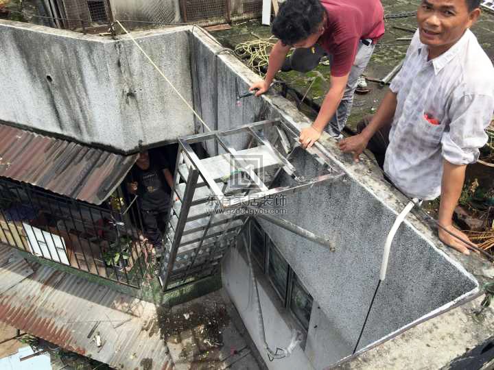 海珠區梁先生天臺搭建鋼梯 FS-036 海珠區梁先生天臺搭建鋼梯 FS-036