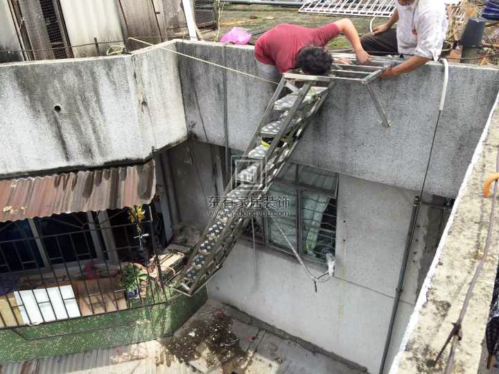 海珠區梁先生天臺搭建鋼梯 FS-036 海珠區梁先生天臺搭建鋼梯 FS-036