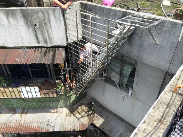 海珠區梁先生天臺搭建鋼梯 FS-036 海珠區梁先生天臺搭建鋼梯 FS-036