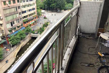 麓景雅苑單生不銹鋼欄桿更換 LG-044