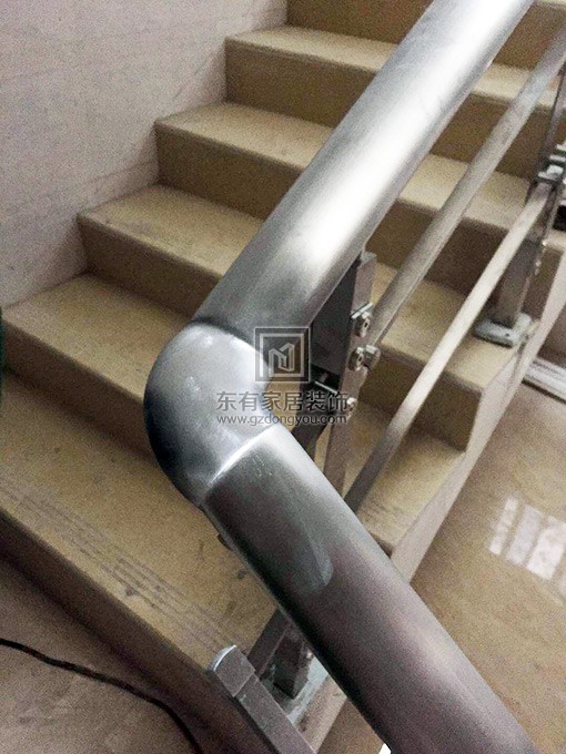 番禺大龍新村梁太太不銹鋼樓梯扶手 FS-037