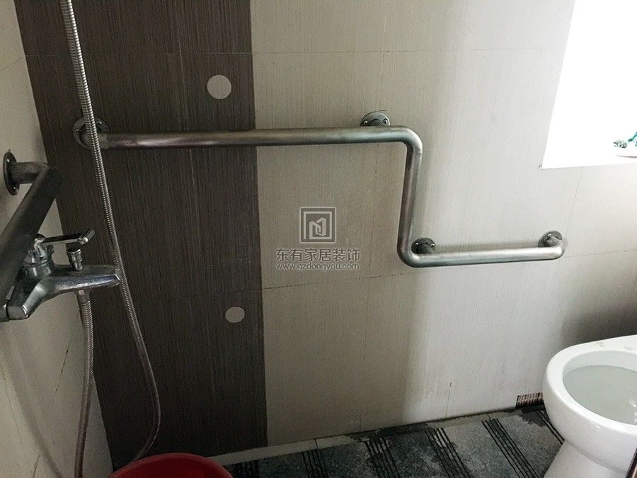 老人家室內(nèi)安裝不銹鋼扶手 FS-038