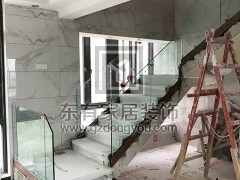 金沙洲江悅灣陳先生玻璃樓梯扶手 FS-041