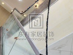 金沙洲江悅灣陳先生玻璃樓梯扶手 FS-041