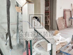 金沙洲江悅灣陳先生玻璃樓梯扶手 FS-041
