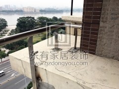 金沙洲江悅灣陳先生陽臺玻璃欄桿 LG-053