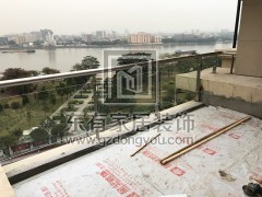 金沙洲江悅灣陳先生陽臺玻璃欄桿 LG-053