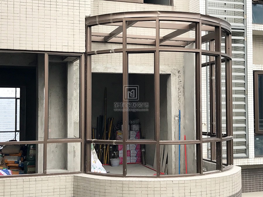 億泉尚園黃先生鋁合金封陽臺、陽光房 MC-098