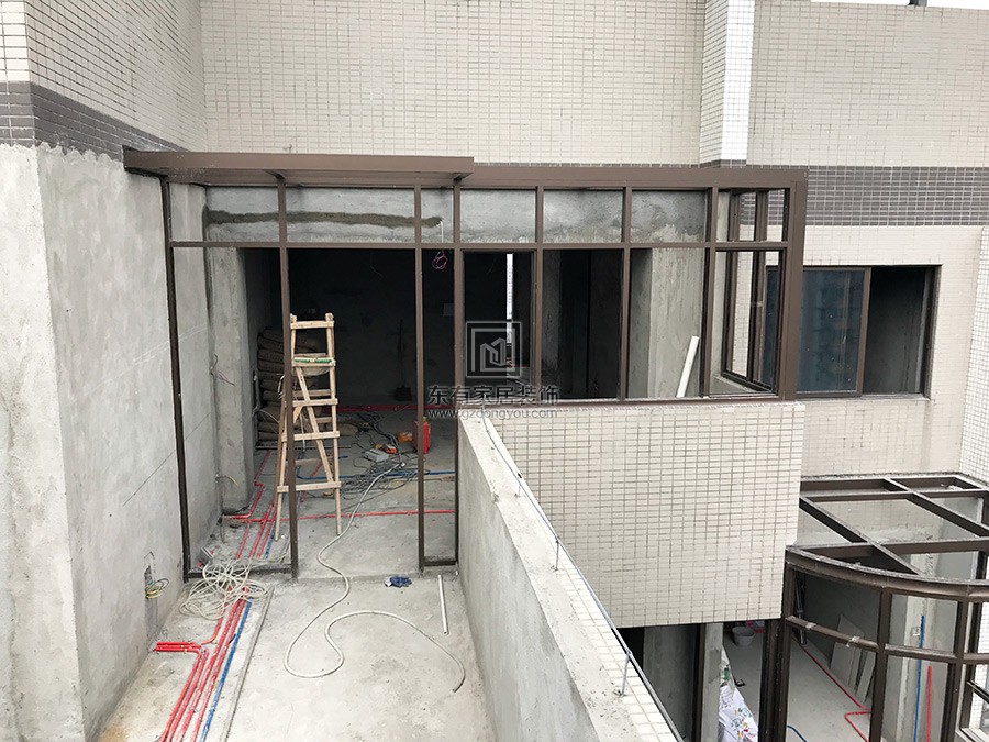 億泉尚園黃先生鋁合金封陽臺、陽光房 MC-098