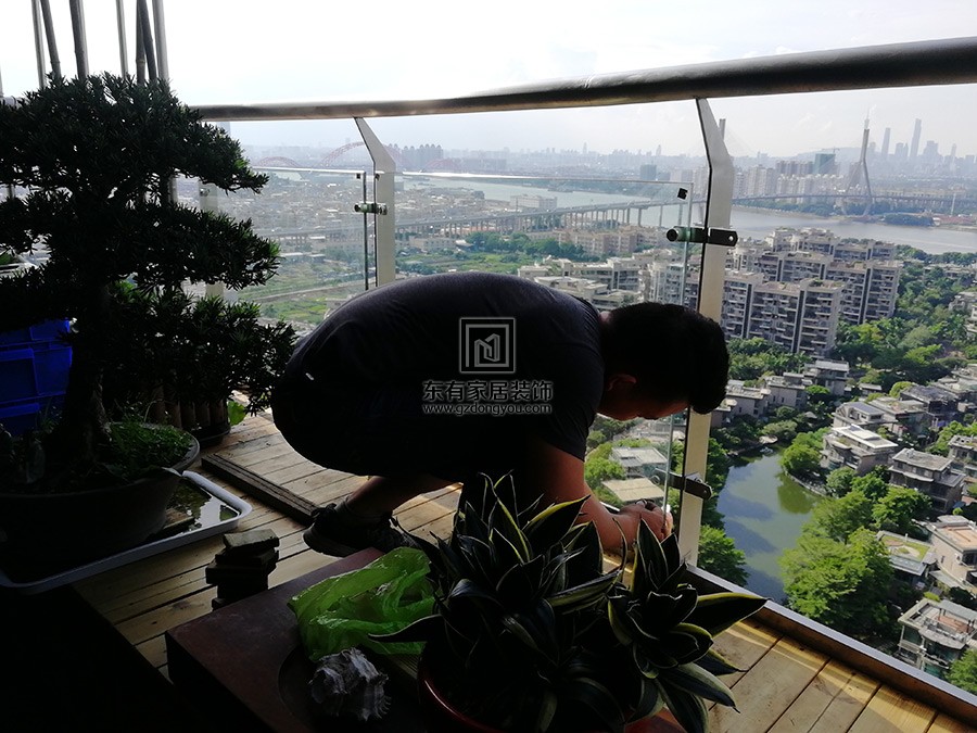珊瑚灣畔葉生陽臺(tái)欄桿 LG-055