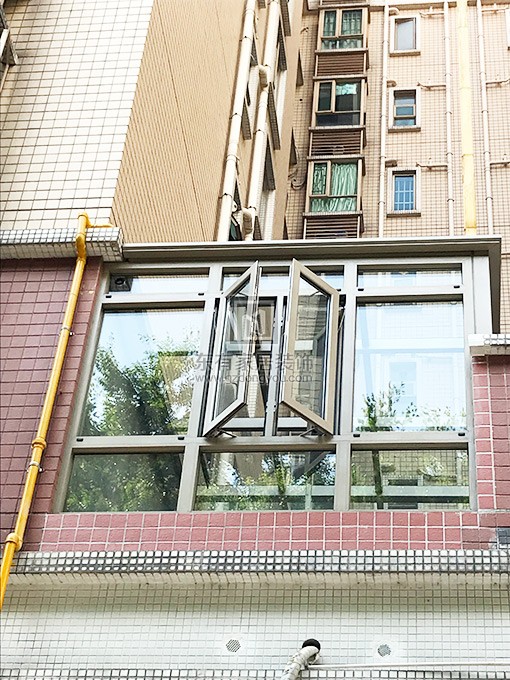 美林海岸花園陳小姐欄桿、紗窗、防盜網(wǎng) MC-112