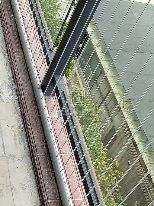 不銹鋼隱形防盜網 FDW-026