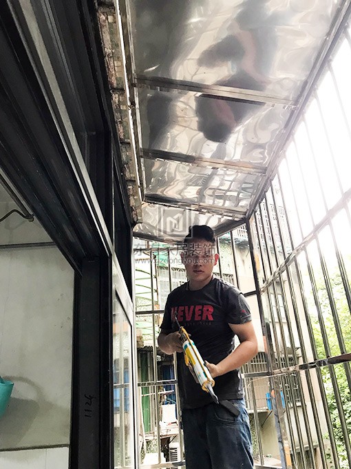 荔灣區(qū)合興苑梁生防盜網(wǎng)、鋁窗 MC-135