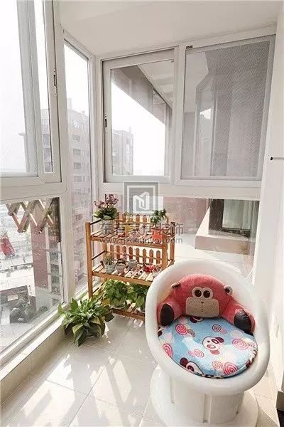 落地玻璃窗11