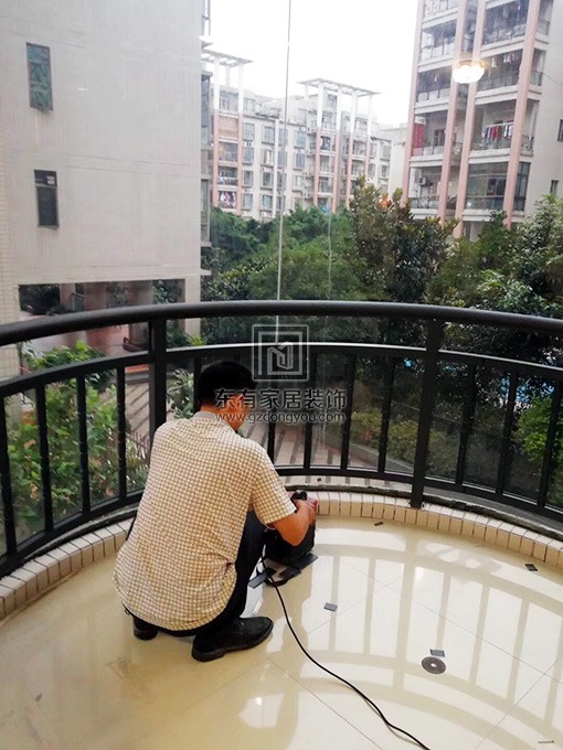 不銹鋼烤漆陽臺護欄 LG-072