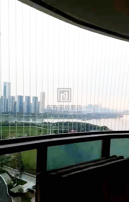 廣州高尚住宅小區隱形防盜網安裝 FDW-030