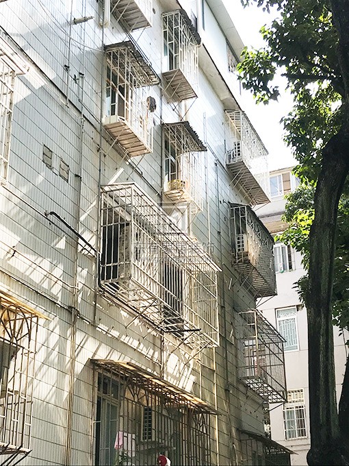 農林上路余小姐不銹鋼防盜網 FDW-031