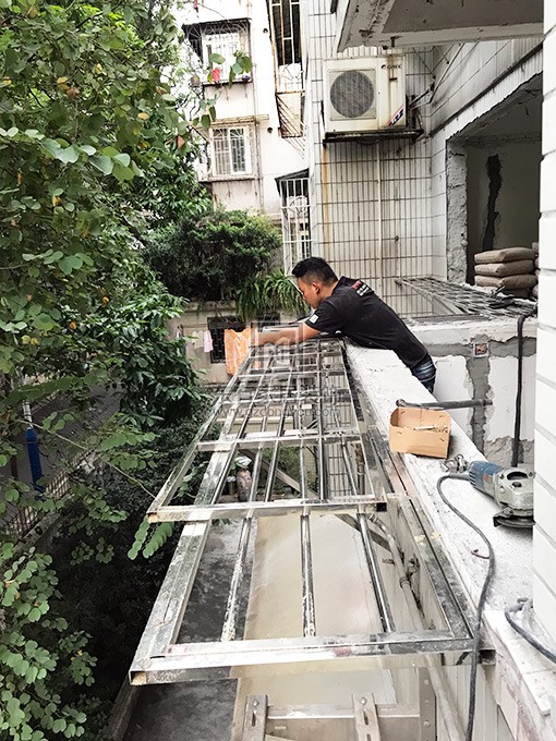 農林上路余小姐不銹鋼防盜網 FDW-031