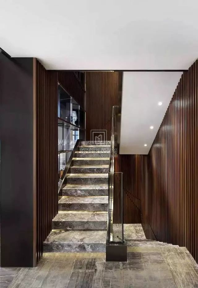 花樣百出的樓梯設計22