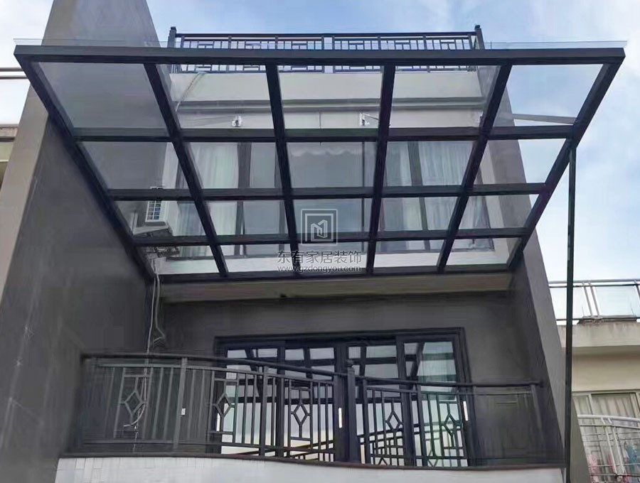 搭雨棚怎么才算不違建？