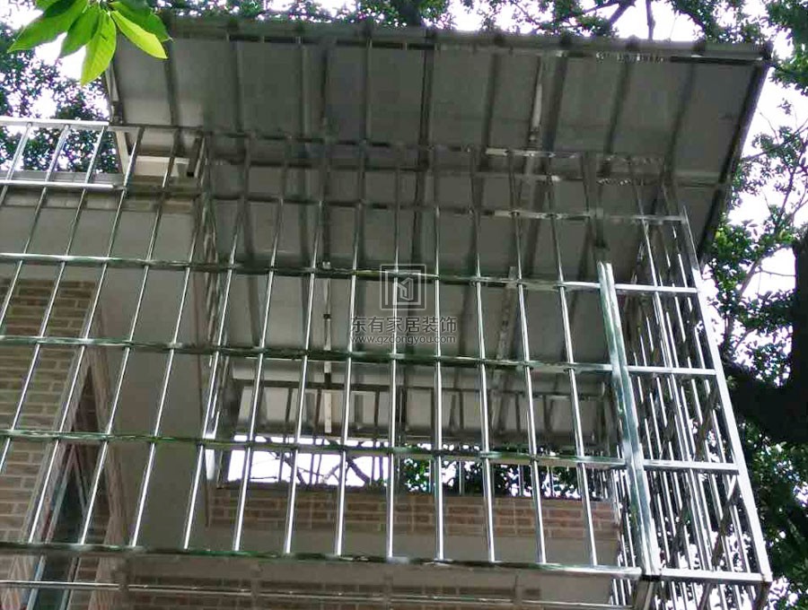 不銹鋼防盜網加雨棚 YP-004