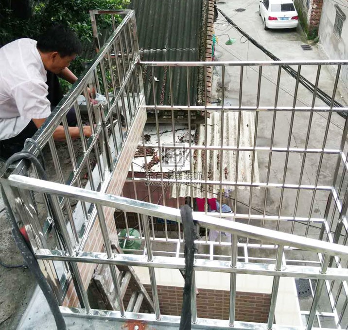 不銹鋼防盜網加雨棚 YP-004